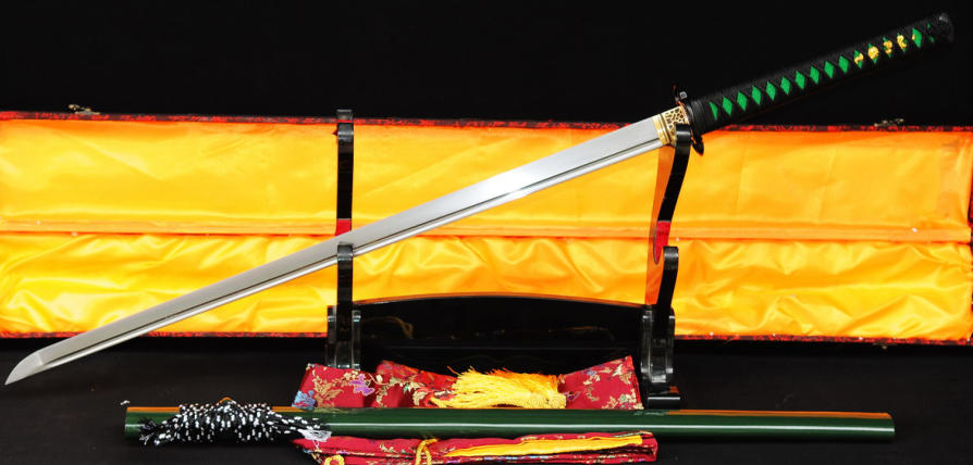 Black Friday &amp; Weihnachten: Die besten Katana-Geschenke für Familie und Anime-Fans