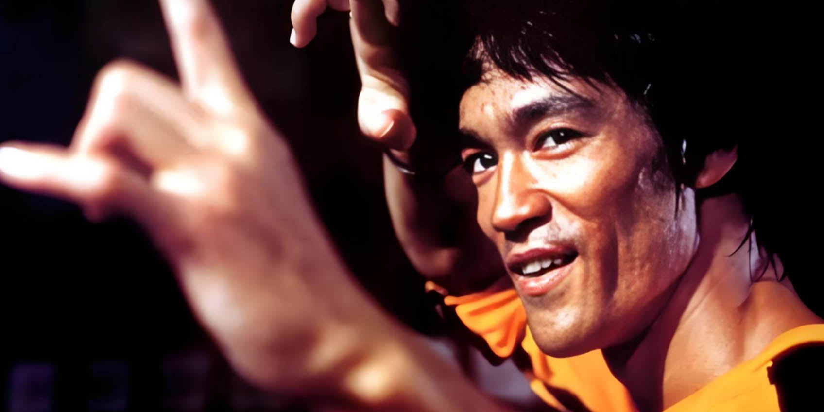 Der Geist von Bruce Lee wird geehrt: Spiegelähnliches Schwert mit kupferner Bruce-Lee-Tsuba