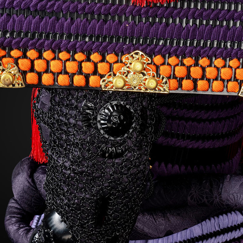 Handgefertigte Yoroi-Samurai-Rüstung des Oda-Clans Kachi in Schwarz un 