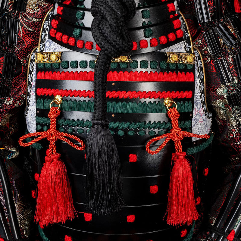 Handmade Oda Clan Red & Black Samurai Armor, Life-Size Yoroi with Helm 