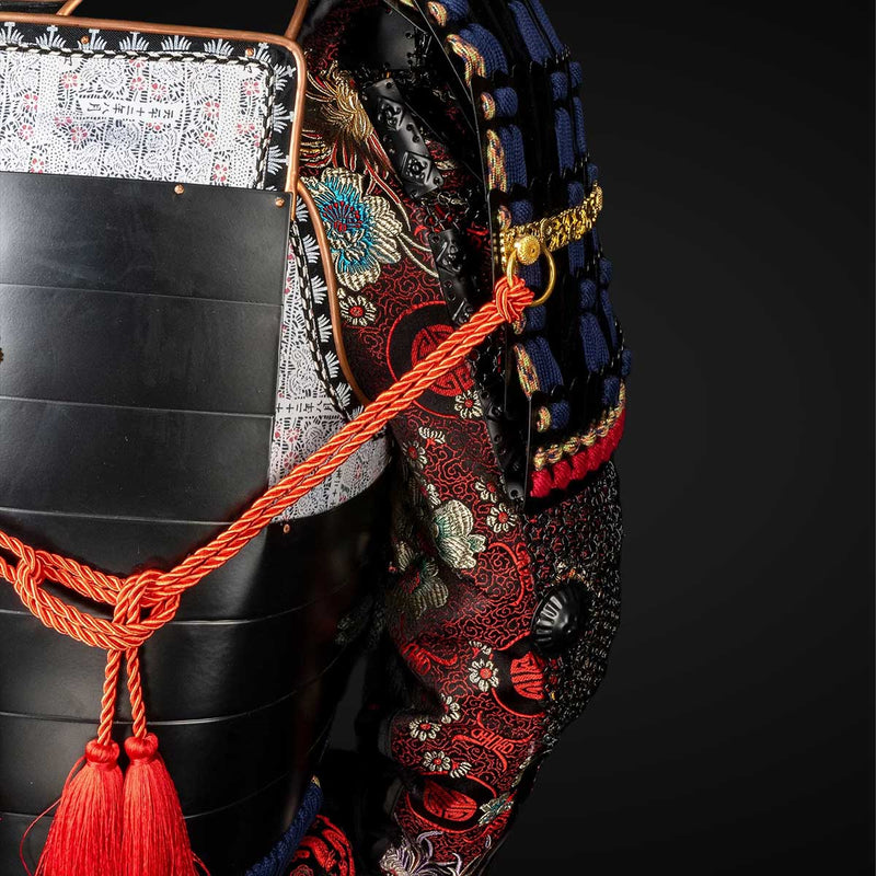 Handmade Life-Size Oda Clan Kachi Samurai Armor – Authentic Japanese Y 