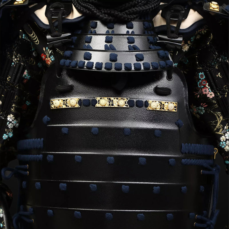 Handmade Life Size Yoroi,Oda Clan Black Samurai Armor with Antlers Hel 
