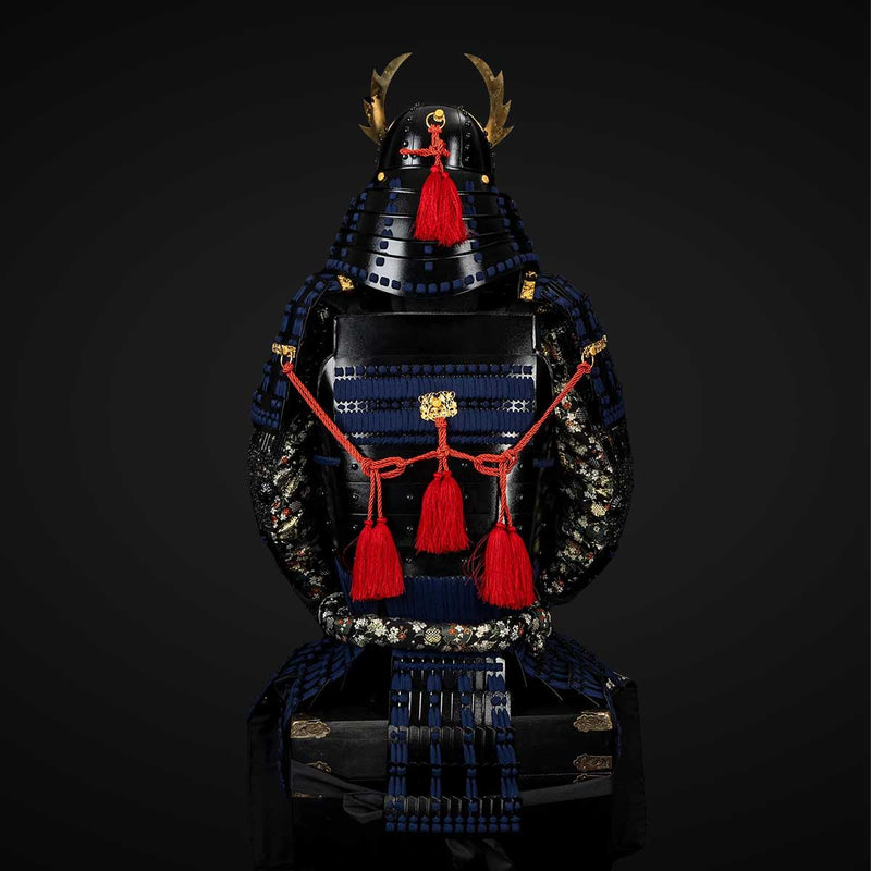 Handmade Life-Size Tokugawa Clan Samurai Armor – Black & Blue Yoroi 