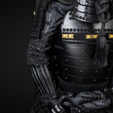 Life-Size Samurai Armor Inspired by Paladin Armor Strength

