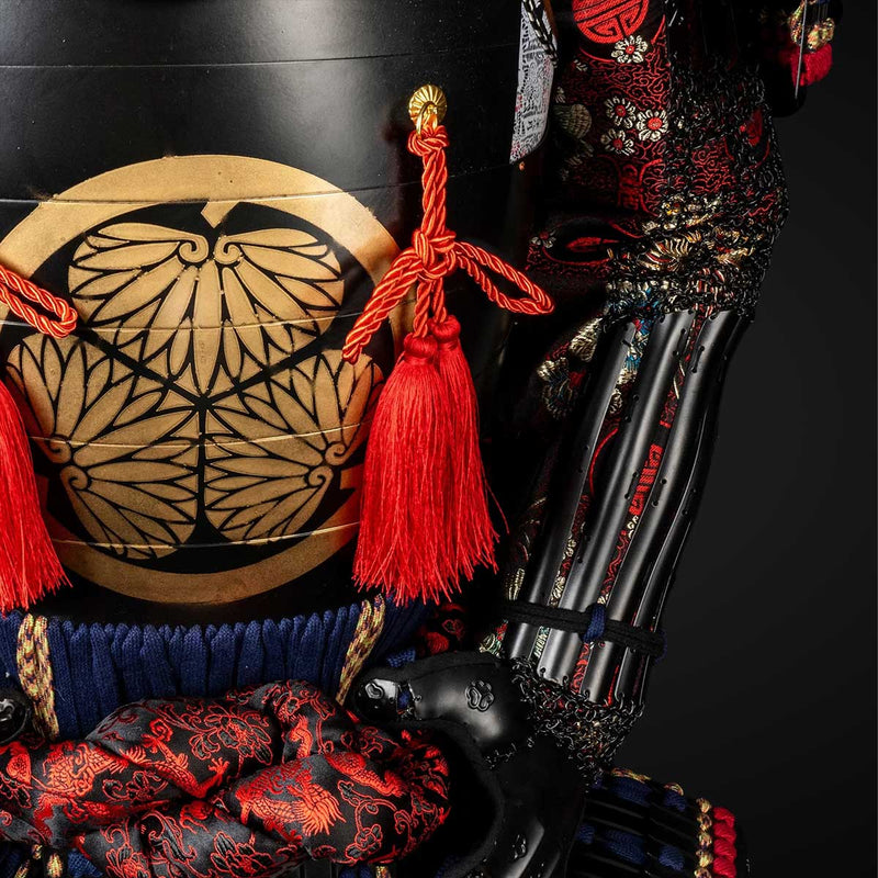 Handmade Life-Size Oda Clan Kachi Samurai Armor – Authentic Japanese Y 