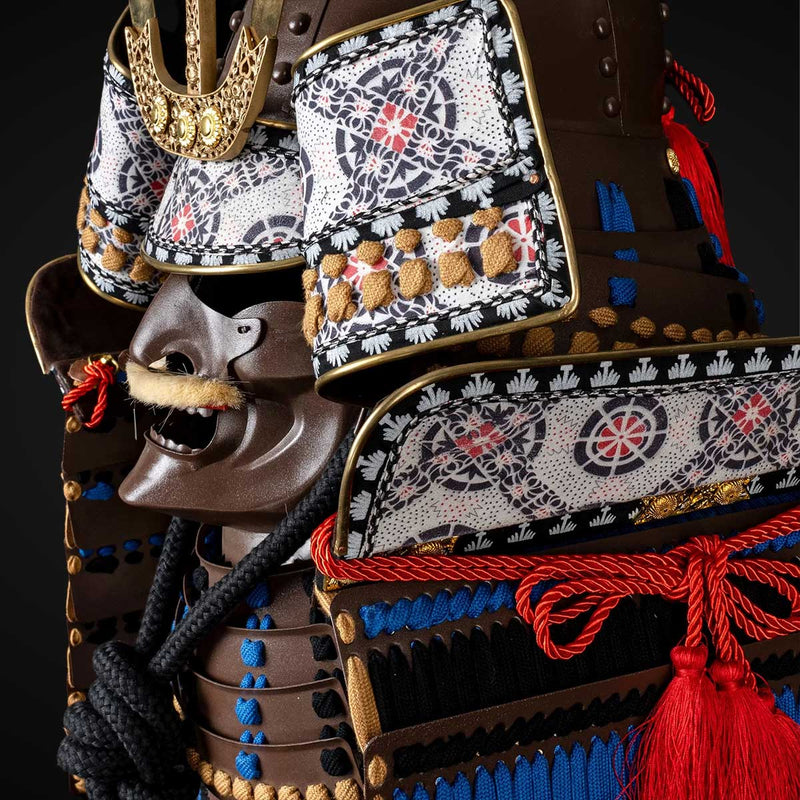 Handmade Life-Size Oda Clan Kachi Samurai Armor – Brown & Golden Yoroi 