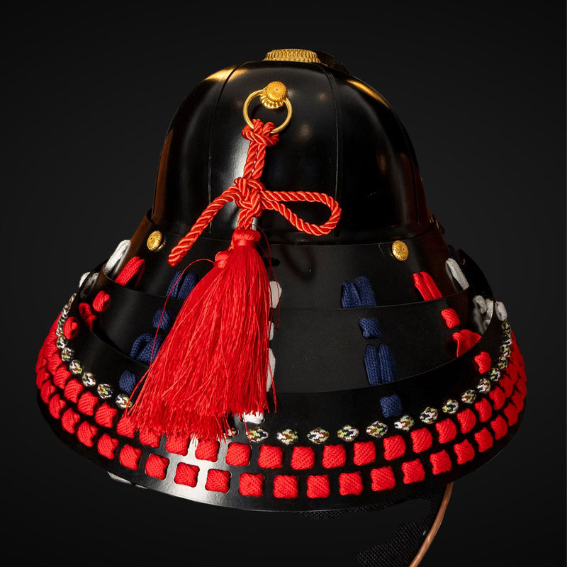 Handmade Life-Size Oda Clan Samurai Armor – Kachi Black & Red Yoroi 