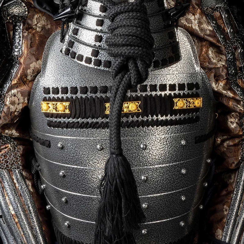 Handmade Life-Size Tokugawa Clan Samurai Armor – Authentic Japanese Yo 