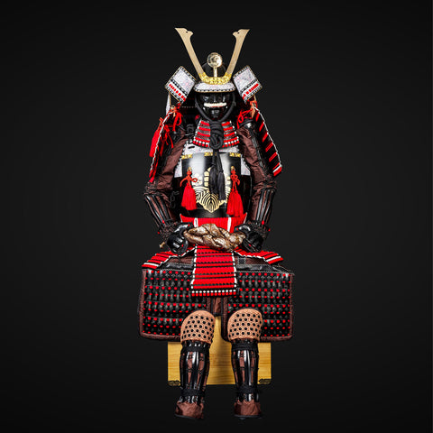 Best enchanted armor in Minecraft inspiration, with vibrant red and brown tones, incorporating magical defense features and ornate samurai details for elite protection.

