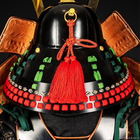 Armored door Rust-like durability, ensuring this samurai Yoroi offers maximum defense on the battlefield.

