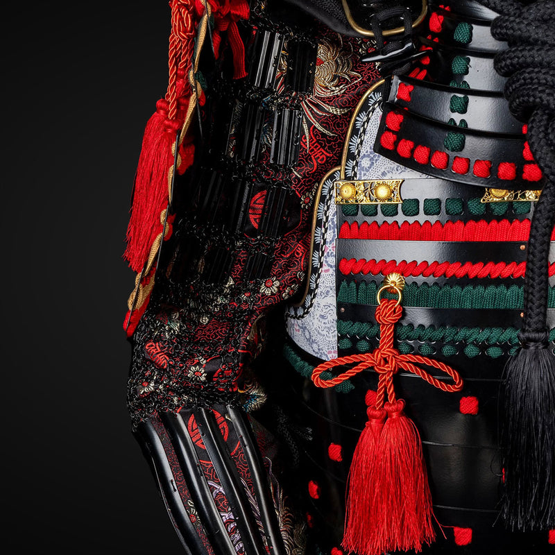 Handmade Oda Clan Red & Black Samurai Armor, Life-Size Yoroi with Helm 
