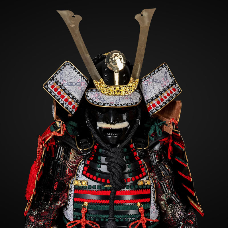 Handmade Oda Clan Red & Black Samurai Armor, Life-Size Yoroi with Helm 