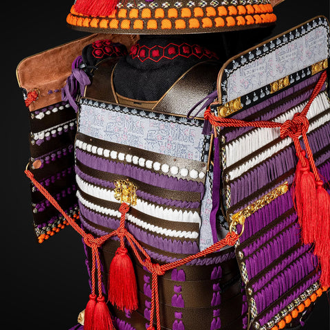 Barbarian armor influence from TOTK, incorporating rugged, raw design elements with the fierce Oda Clan aesthetic, making the armor both functional and intimidating.

