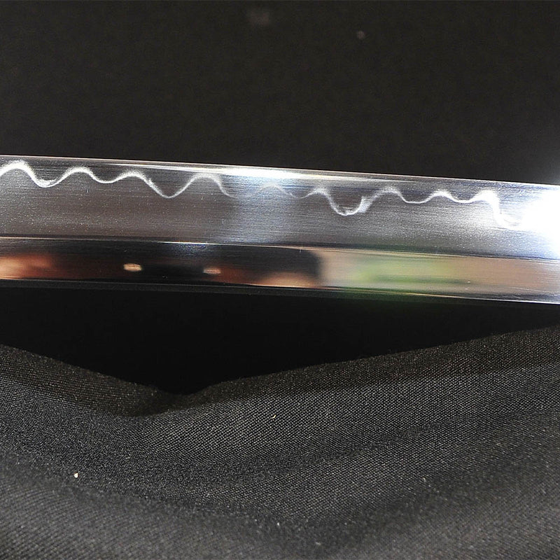 Handgeschmiedetes japanisches Samurai-Schwert aus Ton gehärtetes Katana mit Kozuka-Muschel-Saya - COOLKATANA 