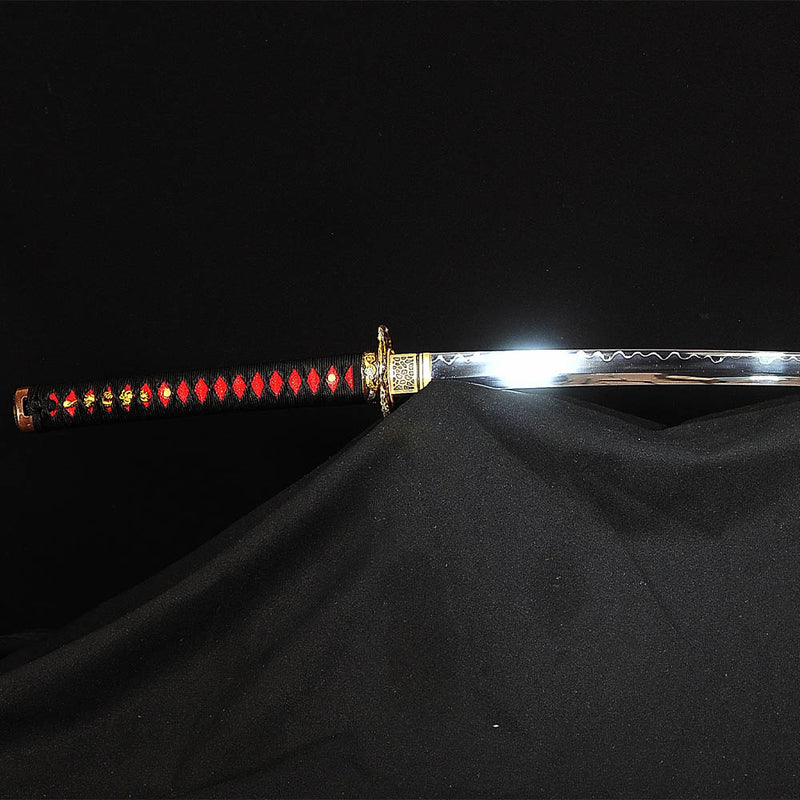 Handgeschmiedetes japanisches Samurai-Schwert aus Ton gehärtetes Katana mit Kozuka-Muschel-Saya - COOLKATANA 