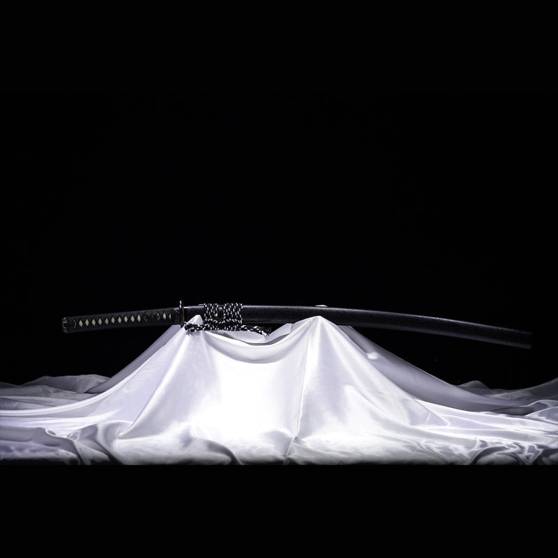 Handgeschmiedetes japanisches Samurai-Schwert Hohe Härte Hohe Zähigkeit Werkzeugstahl Vakuum+kryogen - COOLKATANA 