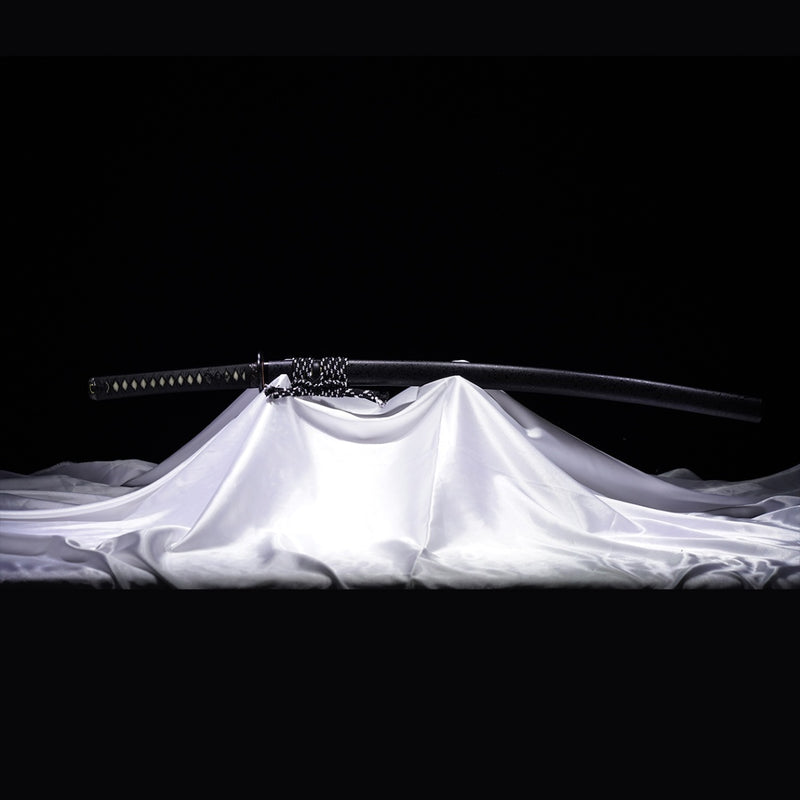 Handgeschmiedetes japanisches Samurai-Schwert Hohe Härte Hohe Zähigkeit Werkzeugstahl Vakuum+kryogen - COOLKATANA 