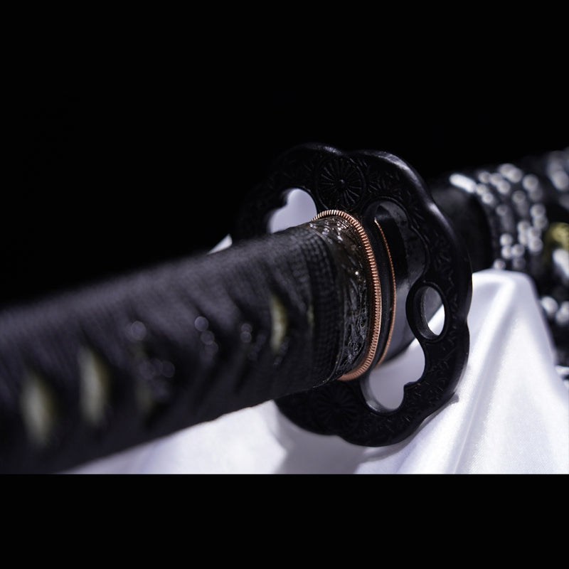 Handgeschmiedetes japanisches Samurai-Schwert Hohe Härte Hohe Zähigkeit Werkzeugstahl Vakuum+kryogen - COOLKATANA 