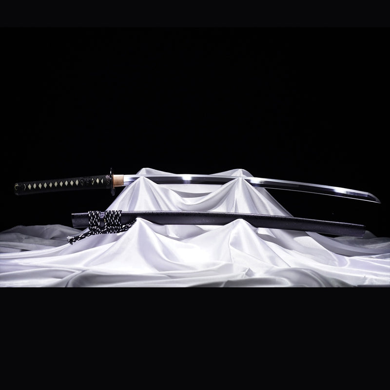 Handgeschmiedetes japanisches Samurai-Schwert Hohe Härte Hohe Zähigkeit Werkzeugstahl Vakuum+kryogen - COOLKATANA 