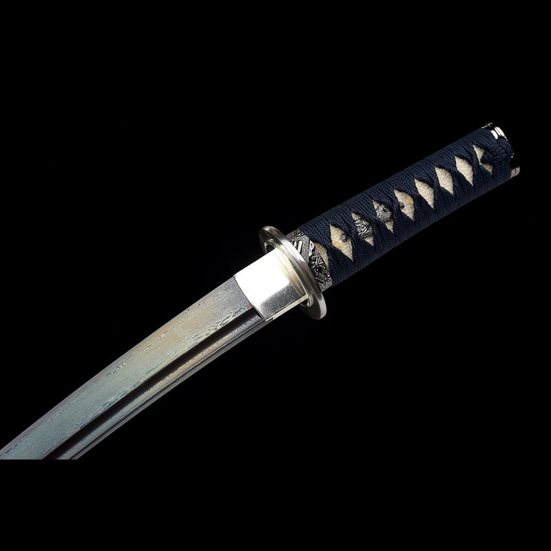 Handgeschmiedetes japanisches Tanto-Schwert, Kurzschwert, blaue Klinge, gefalteter Stahl, Eisen, Tsuba, voller Zapfen, scharf 