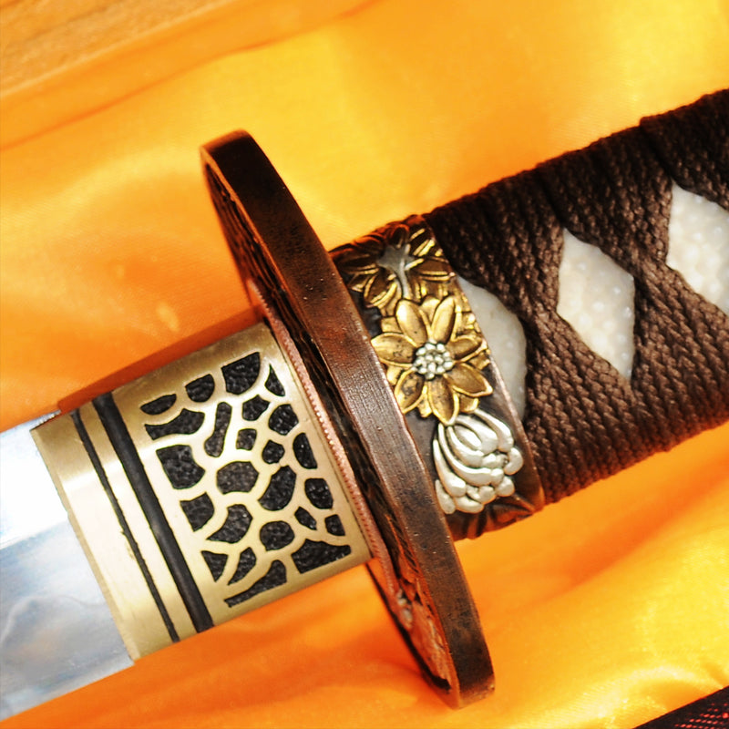 Handgeschmiedetes japanisches Wakizashi-Schwert 1095 Kohlenstoffstahl Ton gehärtete Rochenhaut Saya Kupfer Tsuba - COOLKATANA 