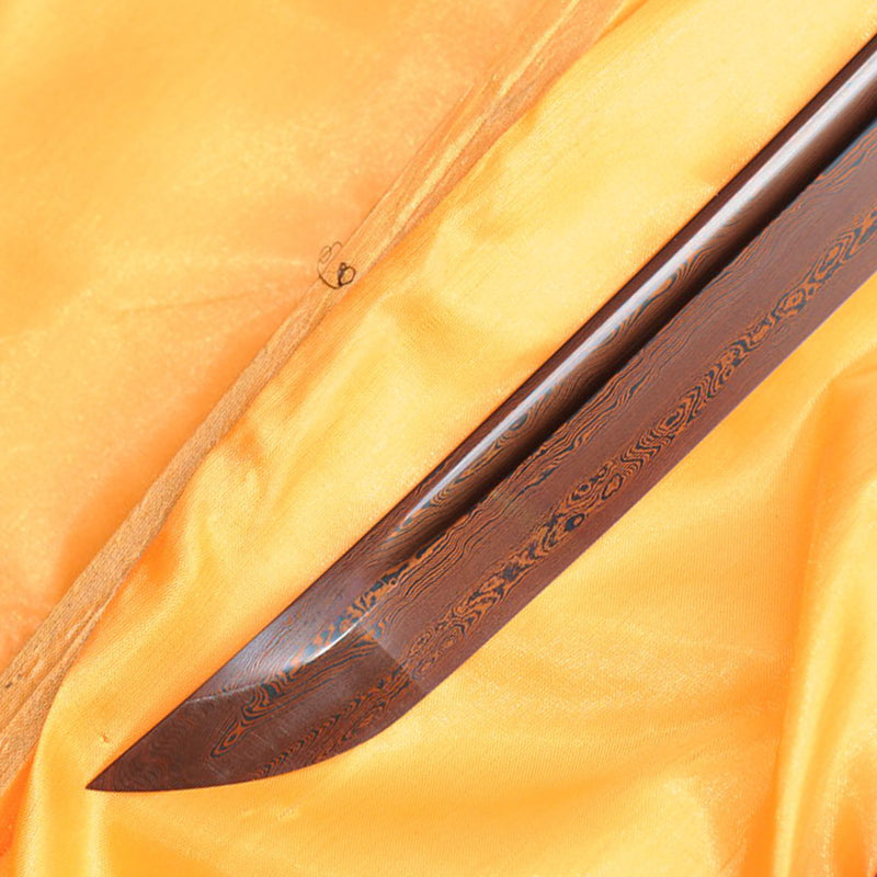 Handgeschmiedetes japanisches Wakizashi-Schwert, gefaltete Stahl-Messing-Tsuba, rötlich-schwarze Klinge - COOLKATANA 