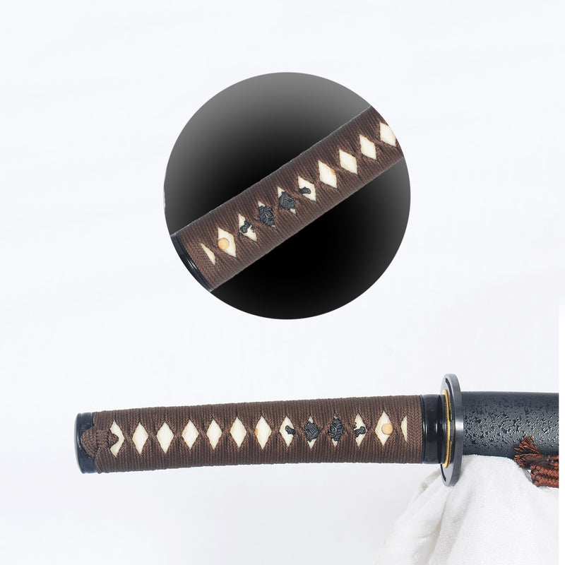 Handgeschmiedetes japanisches Wakizashi-Schwert Gefalteter Stahl Ton Gehärtetes Federmuster Klinge Eisen Tsuba Kampfbereit - COOLKATANA 