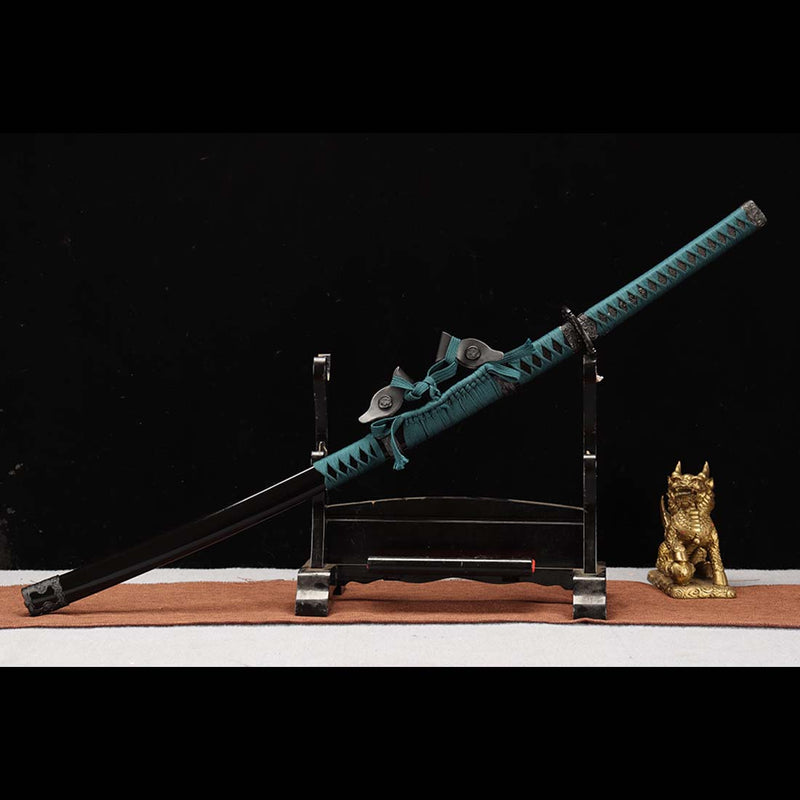 Japanisches Tachi-Schwert aus 1045er Kohlenstoffstahl mit durchgehender Klinge und Drachenmuster-Zubehör 