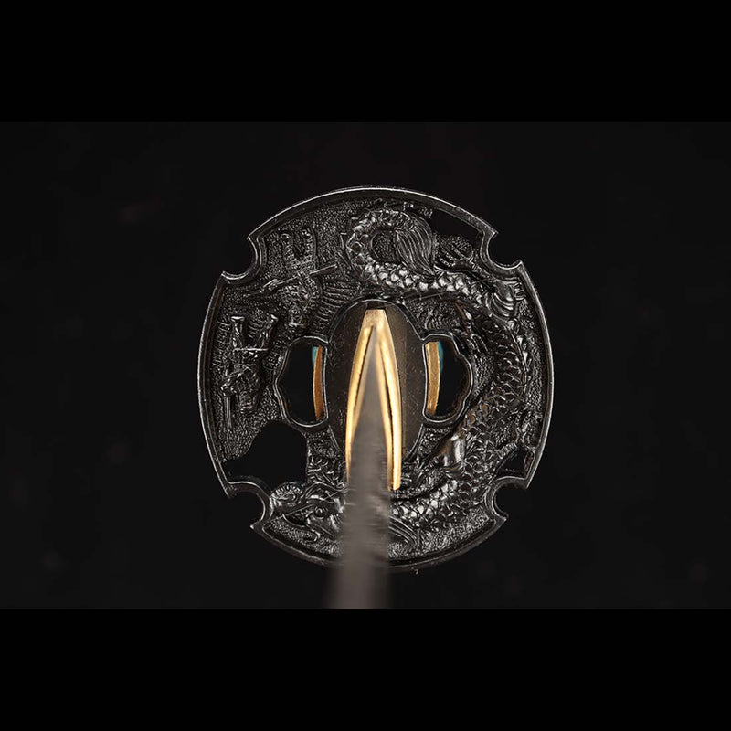 Japanisches Tachi-Schwert aus 1045er Kohlenstoffstahl mit durchgehender Klinge und Drachenmuster-Zubehör 