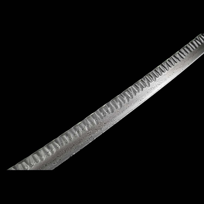 Japanisches Samurai-Katana mit gefalteter Stahlklinge und durchgehendem Erl, Saya mit Drachenmuster und Beschlag 