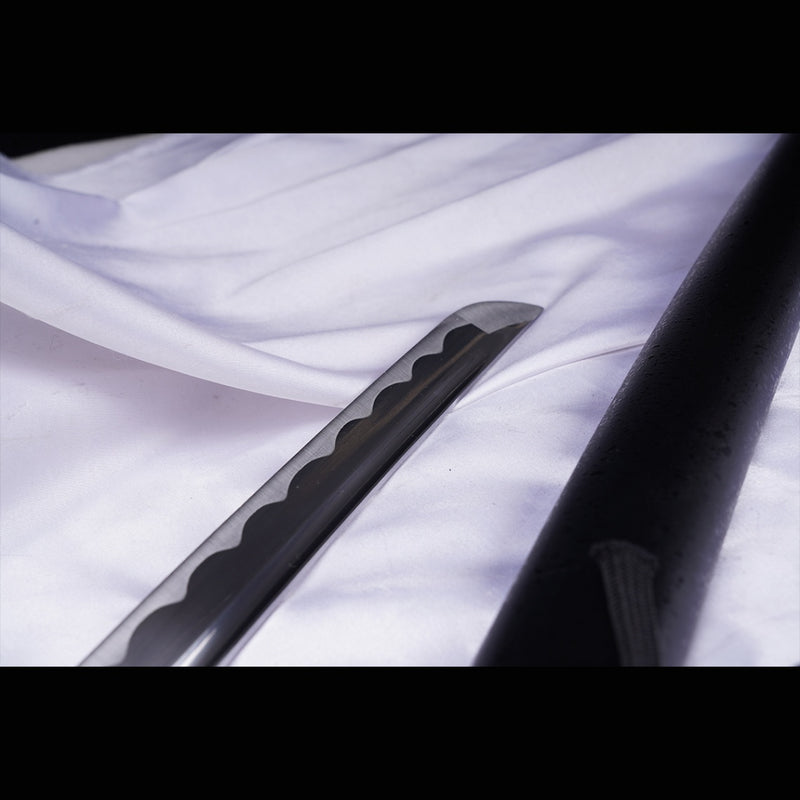 Handgeschmiedetes japanisches Samurai-Katana-Schwert, Klinge aus 1045er-Stahl, ölgehärtete Tsuba-Legierung 