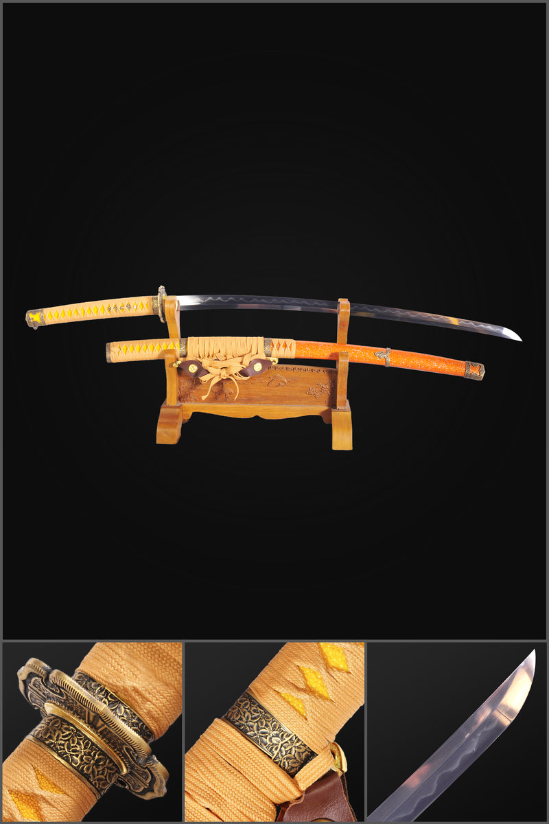 Handgeschmiedetes Tachi-Schwert Japanisches Samurai-Schwert Sanmai 1095 Kohlenstoffstahl + Gefalteter Stahl Clay Tempered - COOLKATANA 