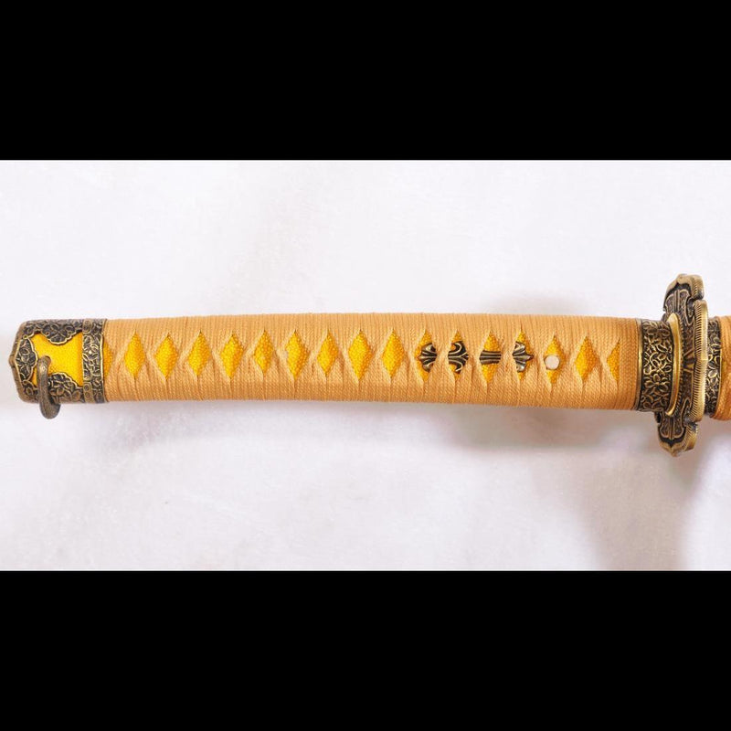 Handgeschmiedetes Tachi-Schwert Japanisches Samurai-Schwert Sanmai 1095 Kohlenstoffstahl + Gefalteter Stahl Clay Tempered - COOLKATANA 