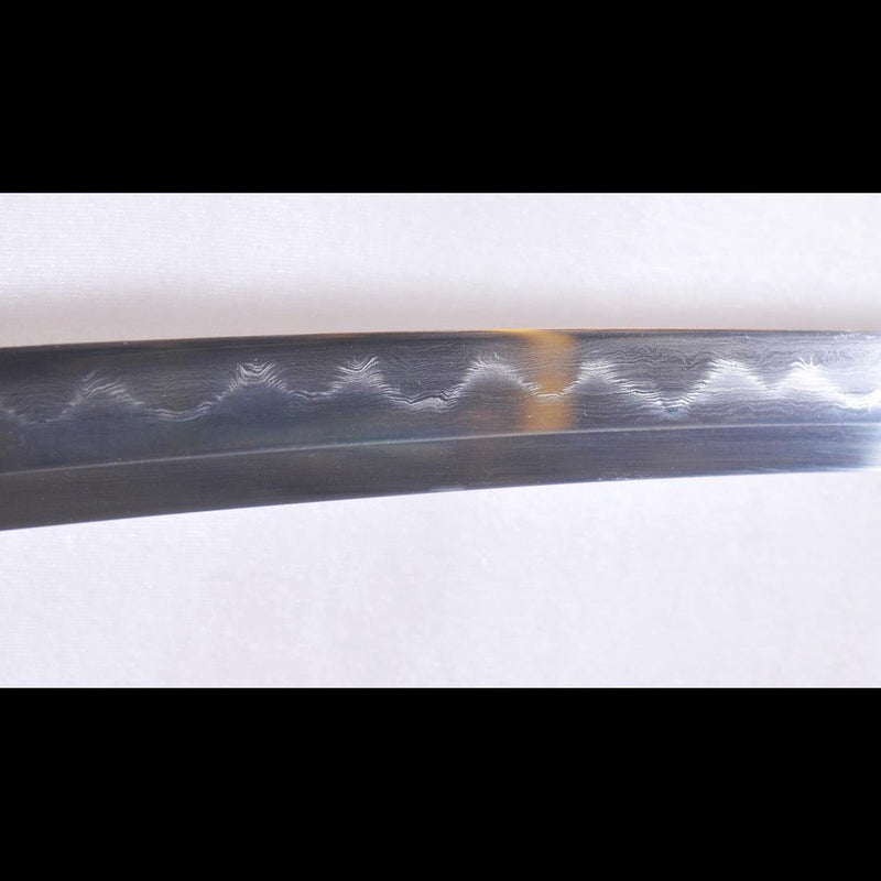 Handgeschmiedetes Tachi-Schwert Japanisches Samurai-Schwert Sanmai 1095 Kohlenstoffstahl + Gefalteter Stahl Clay Tempered - COOLKATANA 